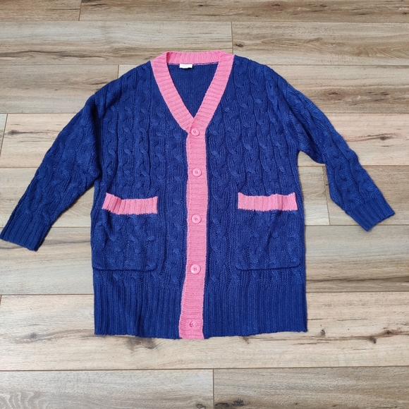 Size M LuLaRoe Lucille Sweater Cardigan - Picture 1 of 4